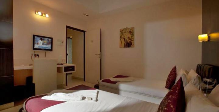Treebo Trip Hive Hotell Chennai Exteriör bild