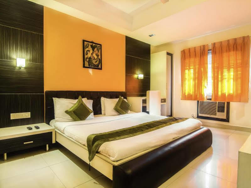 Treebo Trip Hive Hotell Chennai Exteriör bild