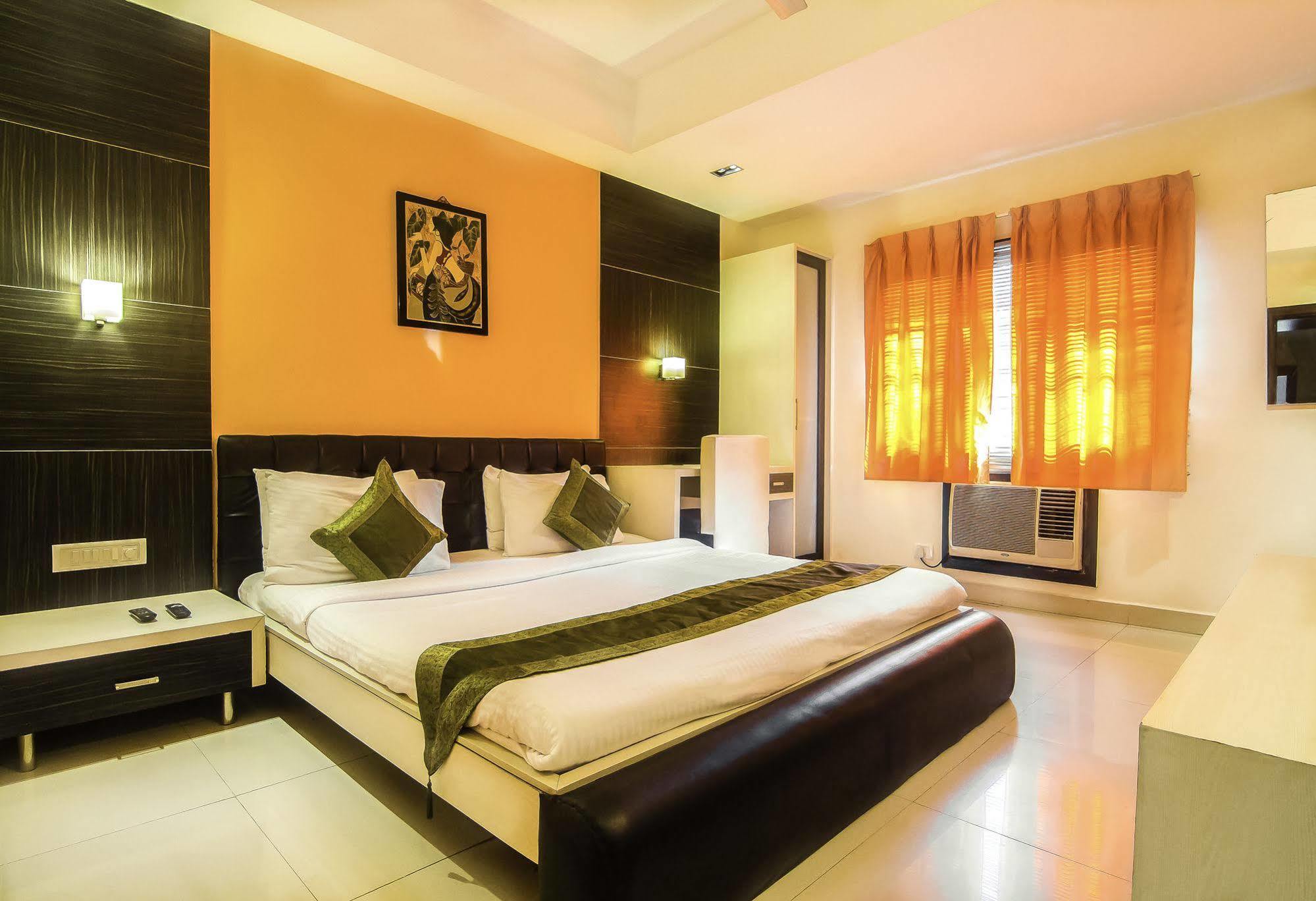 Treebo Trip Hive Hotell Chennai Exteriör bild